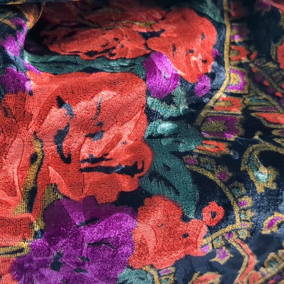 Velvet Jewel Toned Floral Jacket - Picture 8 of 12